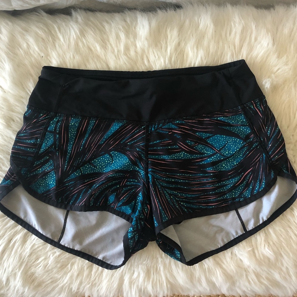 LULULEMON Speed Up Short